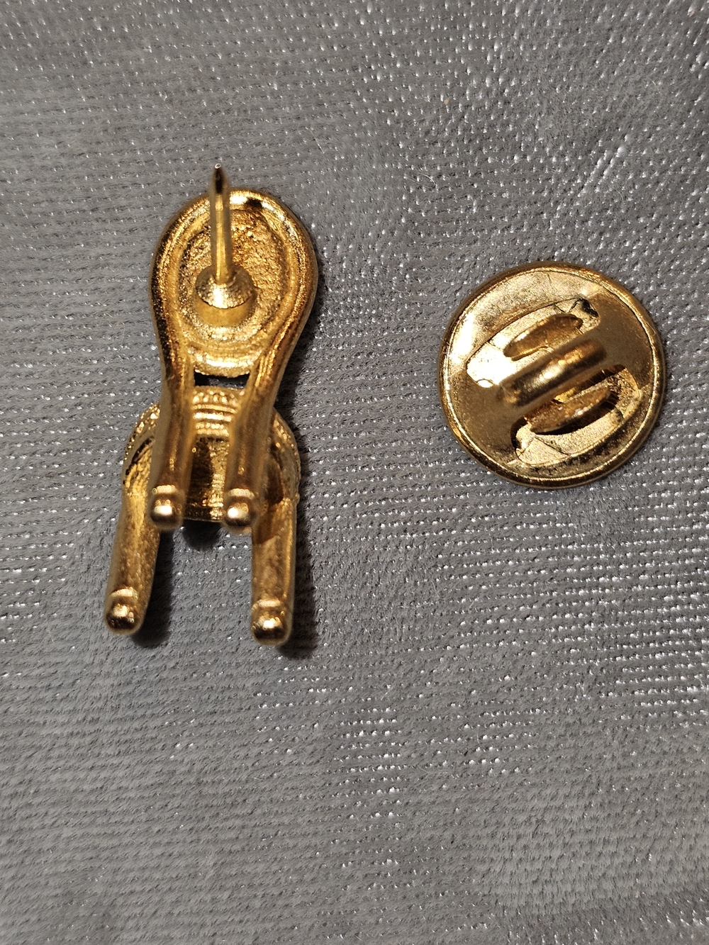 Dior Gold-tone Miniature Chair Brooch with CD Medallion - Picture 3 of 12